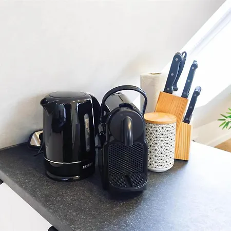 Apartamento Alfa Studio-apartment 2 Betten Küche Bad L Smarttv Wifi L Porsche&bosch L 2 Beds Kitchen Bath Bs21a11 *